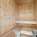 Beautiful In With Sauna בלבאנד