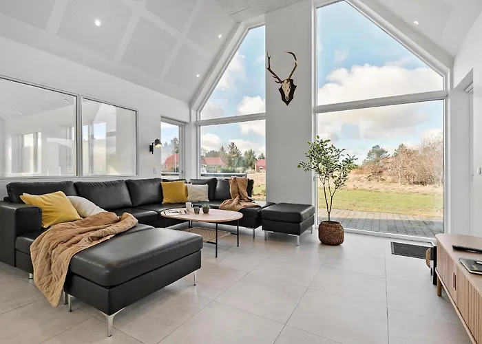 Beautiful In With Sauna *